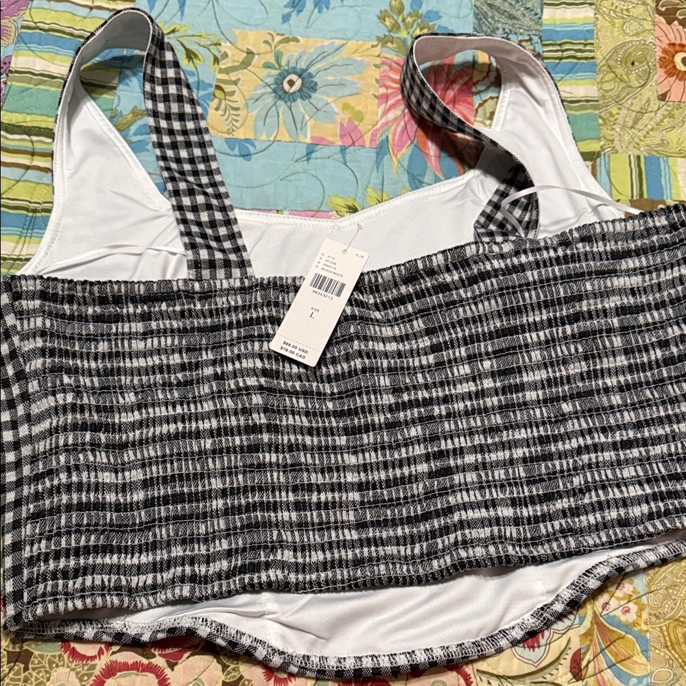 Black and White Checkered Crop Top - Picture 4 of 4